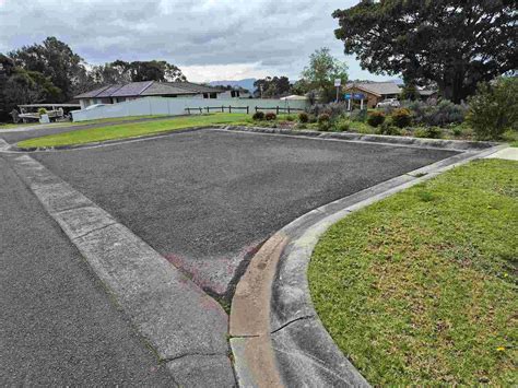 Accessible Park & Garden In Albion Park Nsw 2527: Fred Ball Park ...