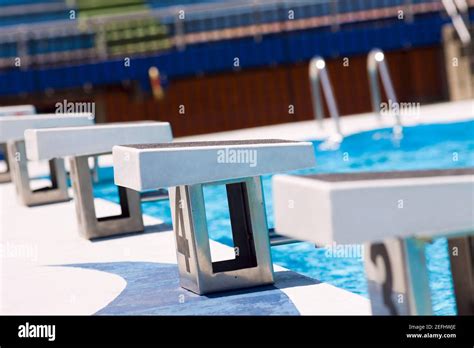 Pool Diving Platform 的图像结果