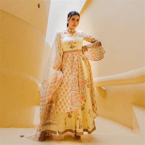 PASTEL YELLOW TULIP SIDE SLIT KURTA PALAZZO