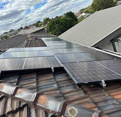 Solar Power System Installation 的图像结果