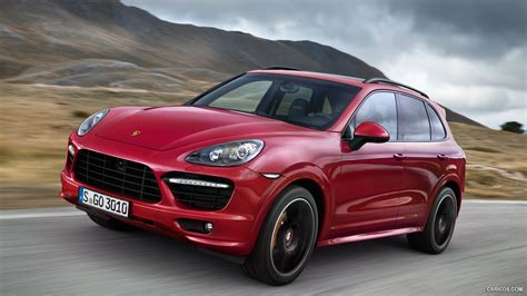 Porsche Cayenne GTS (2013) Red | Front