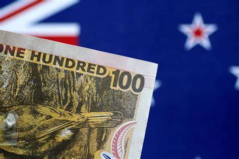 Australia, NZ dollars under pressure as US yields climb