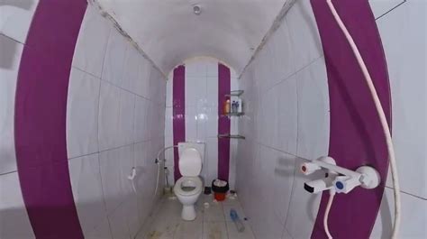 IDF releases footage of tunnel in Khan Younis where Hamas purportedly ...