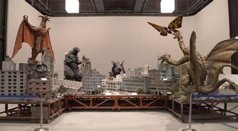 Godzilla vs.Predator 的图像结果