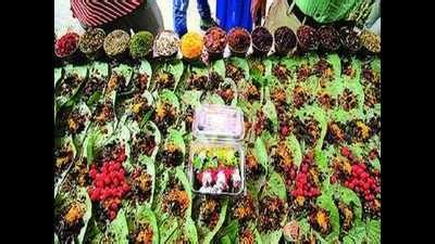 Pithas fly off shelves as state marks fertility ritual | Cuttack News ...