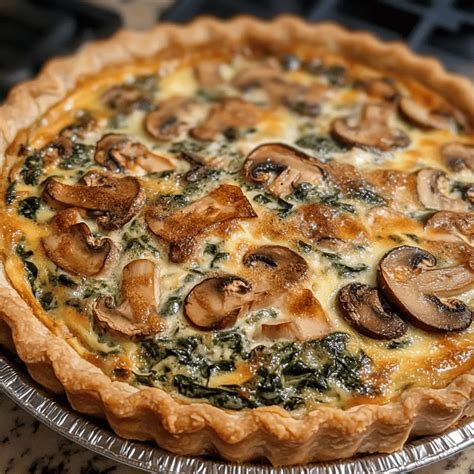 Easy Mushroom Spinach Quiche (Vegetarian): Irresistible Delight