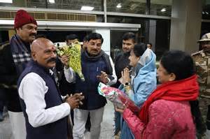 MP News: CM Mohan Yadav Arrives In Khajuraho Ahead Of Cabinet Meeting ...