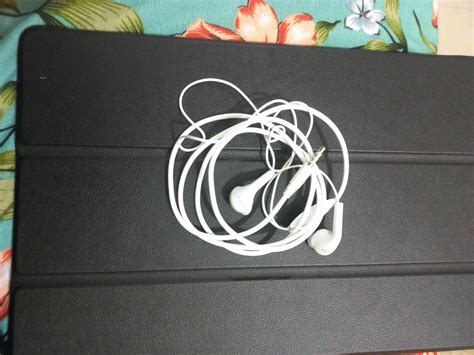 Earphones for Samsung Galaxy On Nxt Earphones Original Like Wired in ...