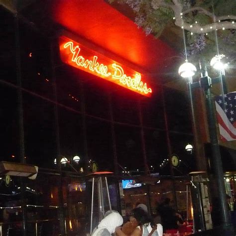 YANKEE DOODLES (Santa Monica): Ce qu'il faut savoir pour votre visite ...