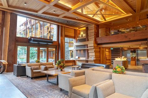 MOOSE HOTEL AND SUITES (Banff) - Hotel Reviews, Photos, Rate Comparison ...