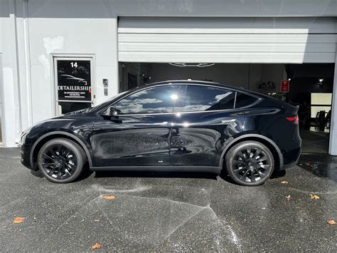 2022 Tesla Model Y (Black) — DETAILERSHIP™