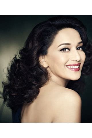 Foundation for Your Skin Type | Vogue India