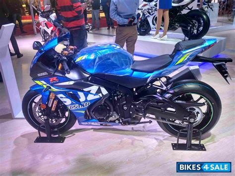 Suzuki GSX R1000R price, specs, mileage, colours, photos and reviews ...