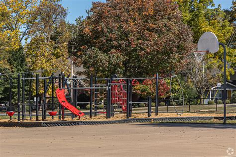 R.E. Baker Elementary School in Bentonville, AR - Homes.com