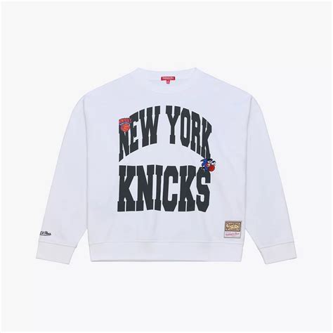 Women's Mitchell & Ness White New York Knicks Lightweight Block Letter ...