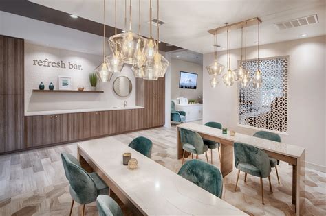 Nail Salon in Lacey, WA | Manicures | Pedicures | Babygee's Nail Bar