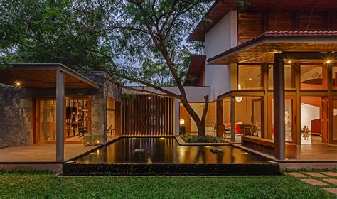 Houzz Tour: A Sun-Soaked House Maximises on Its Green Surroundings