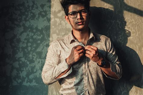 Off-White Royal Motifs Digital Printed Party Wear Slim Fit Giza Cotton ...