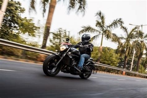 Kawasaki Vulcan S Test Ride Review | Droom Discovery