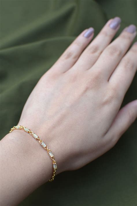GOLDEN BARREL ADJUSTABLE BRACELET – Heer House Of Jewellery