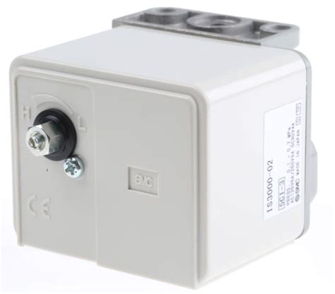 IS3000-02 SMC | SMC Pressure Switch, Rc 1/4 0.8 MPa | 246-2416 | RS
