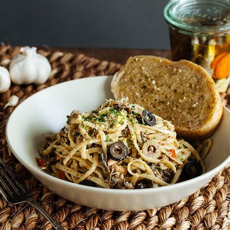 Spanish Sardines & Olives Sharing - PhilFastFood.com