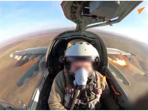 Watch Russian Su-25 Fighter Jet Launch Unguided Rockets at Ukrainian ...