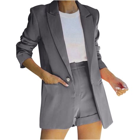Business Suits for Women 的图像结果