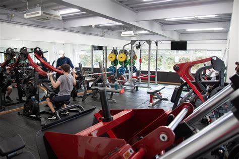 West Coast Fitness – Manx Shop Fronts