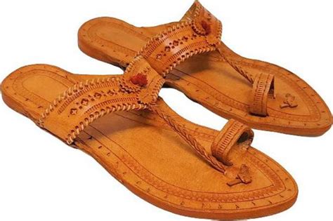 Kolhapuri Womens Footwear - Buy Kolhapuri Womens Footwear Online at ...