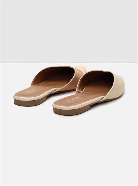 Buy Women Colourblock Closed-Toe Mules Online at just Rs. 699.0 ...