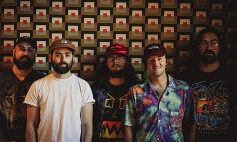 Local Small Brand 的图像结果