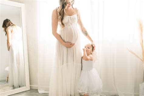 4 Luxurious Spas With A Prenatal Massage In Orange County