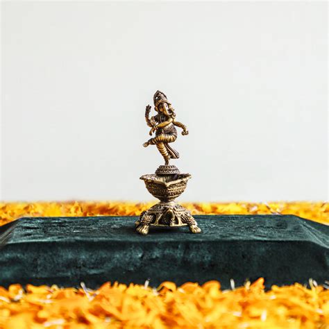 Brass Dancing Ganesha on Tortoise & Dia – Shunya Wellness