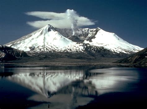 Mount Saint Helens Eruption Before And After