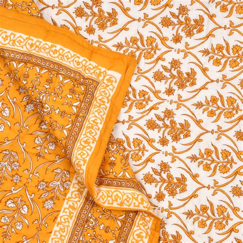 Cotton Single Size Quilt Hand Block Print for Light Winters (150x225 c ...