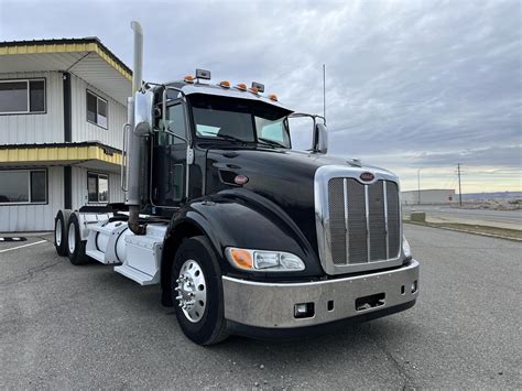 2014 PETERBILT 386 - Peters & Keatts Equipment Inc.