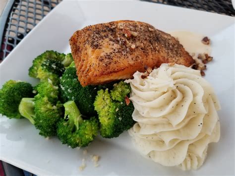 THE FARM HOUSE RESTAURANT AT SKIPPACK GOLF CLUB - Restaurant Reviews ...