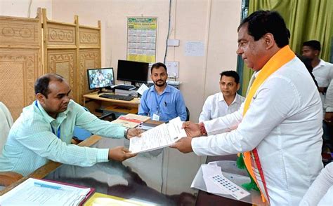 BJP candidate Deepak Majumder, files his nomination papers for Ramnagar ...
