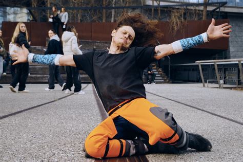 Frantic Matty Rolling Line 的图像结果