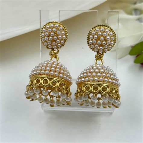 Classic Golden Pearl Jhumka Earrings – Raja Rani Aur Hathi