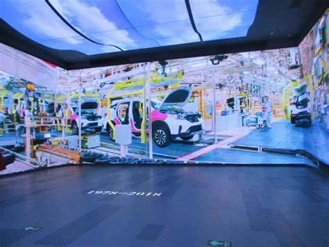 Beijing Invests in Hong Kong's Neighbour, Shenzhen - EE Times India