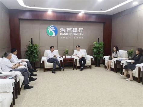 中国电信海南公司王海杰副总经理一行慰问一线员工-海南公司