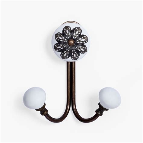 White Bella Dual Filigree Hooks – Casa Decor