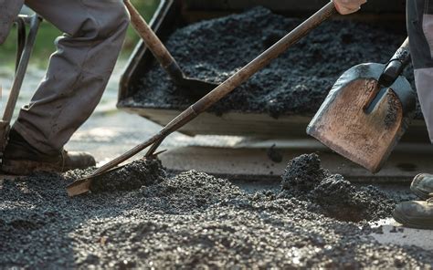 Asphalt Driveway Maintenance Tips for Longevity and Curb Appeal