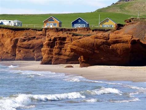 5 Breathtaking Islands To Visit in Canada - lifeberrys.com