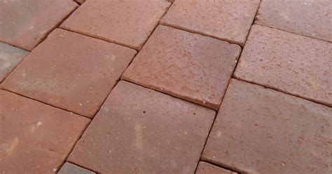 Image result for Renovation De Tomettes Rouges