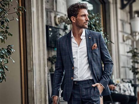 The best white shirts for men in 2025