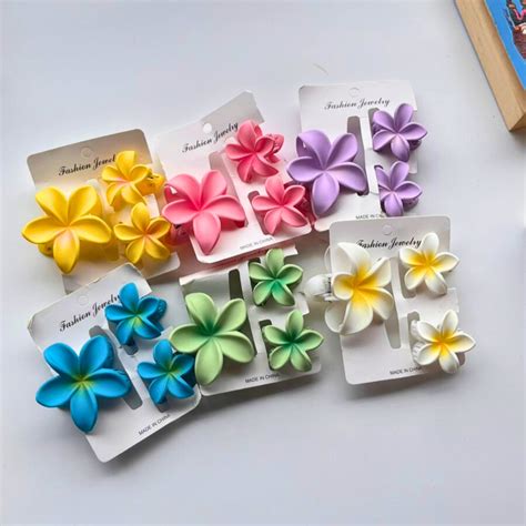 Daisy Claw Clips (Combo) – Blush & Baubles