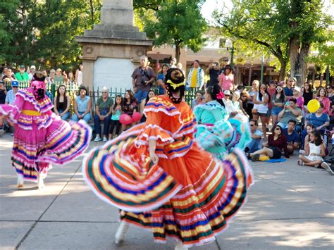 Desfile de la Gente - Historical Parade - Santa Fe Fiesta